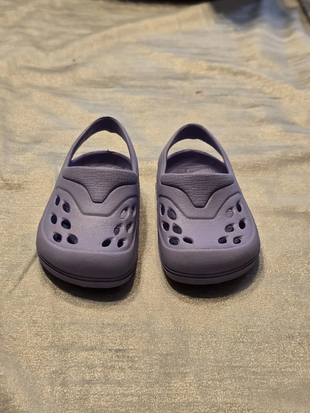 NWOT wonder nation Lavender Kids Slip-On Water Shoes with Vent Holes